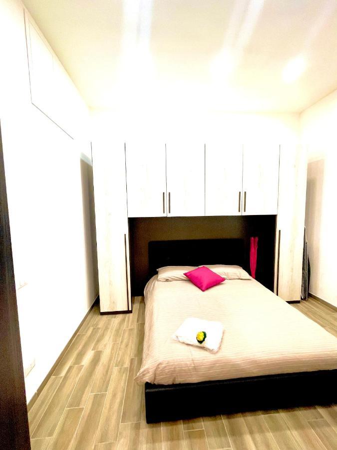 Holiday Home Roma Lacasadivalentina Екстер'єр фото